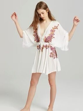 Free People White V-Neck Floral Embroidered Mini Dress swimsuit coverup Small